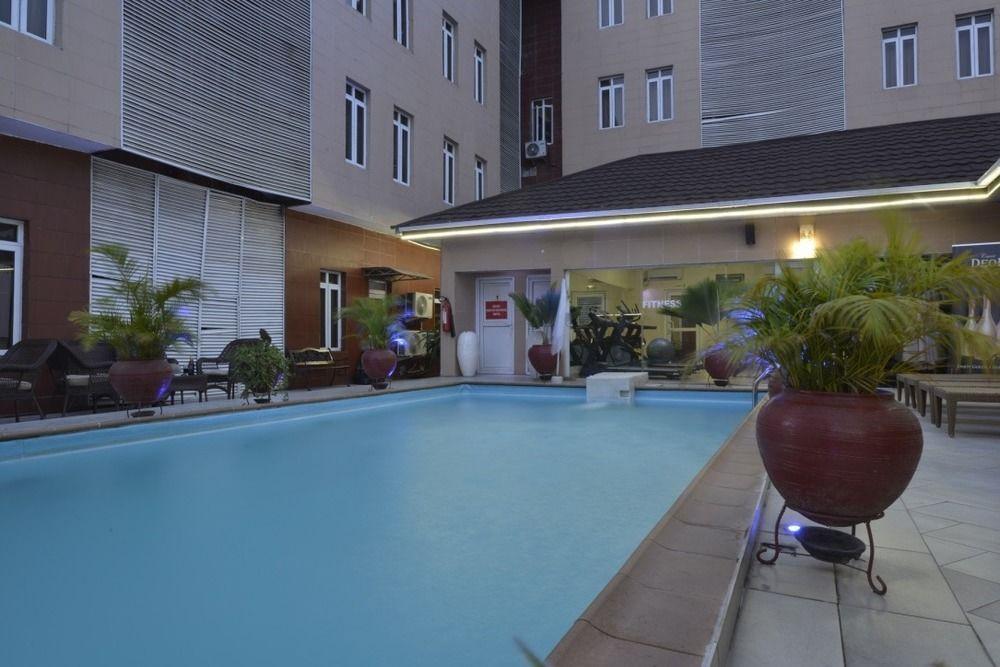 Palazzo Dumont Hotel Ikuata Экстерьер фото